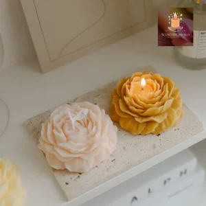 Peony Scented Candle in Rose Niche Style